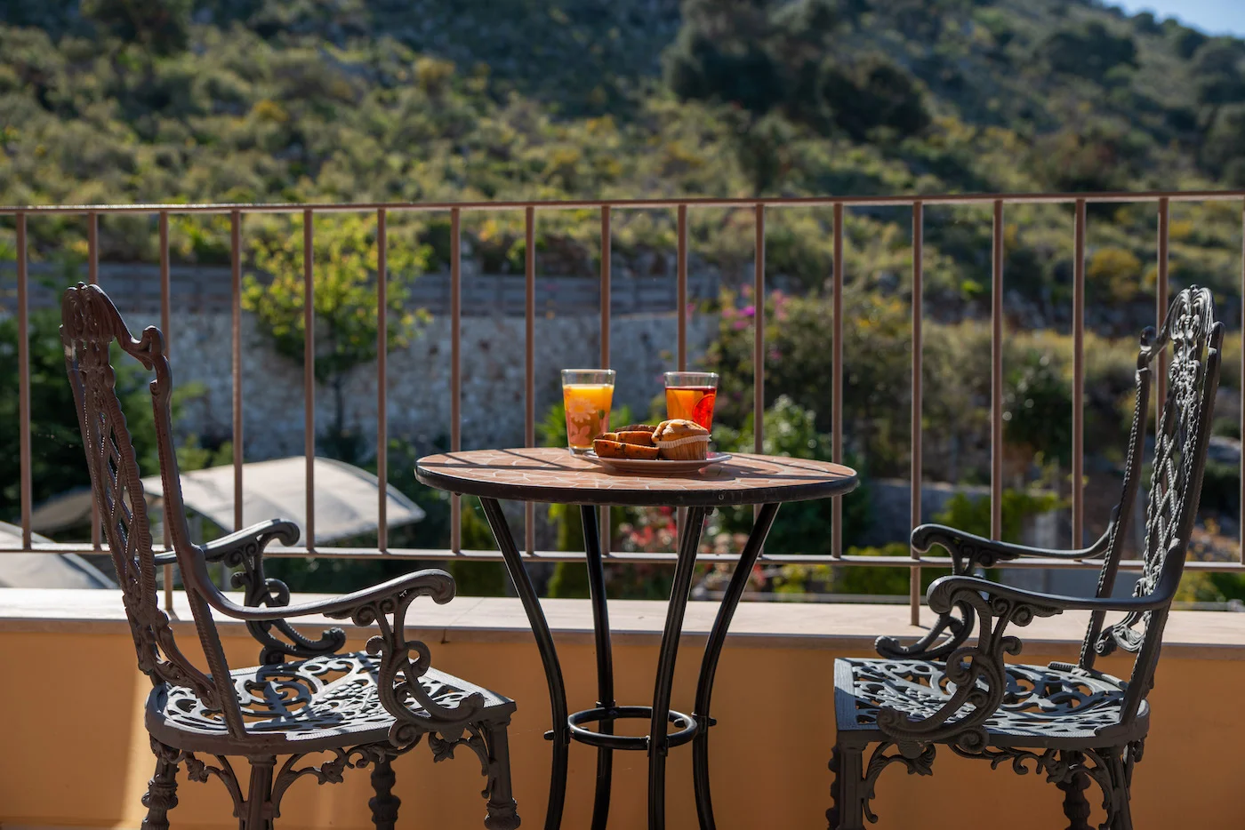 Relaxing outdoor seating area at Villa Skala Acqua